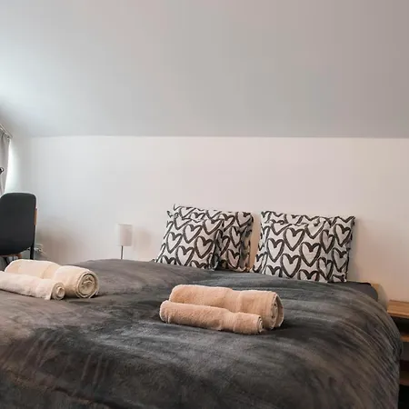 Apartment Anavrin Apartman Free Parking