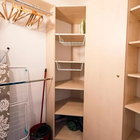 Anavrin Apartman Free Parking *