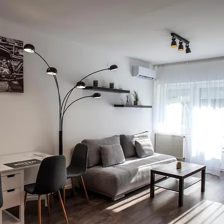Anavrin Apartman Free Parking Pecs
